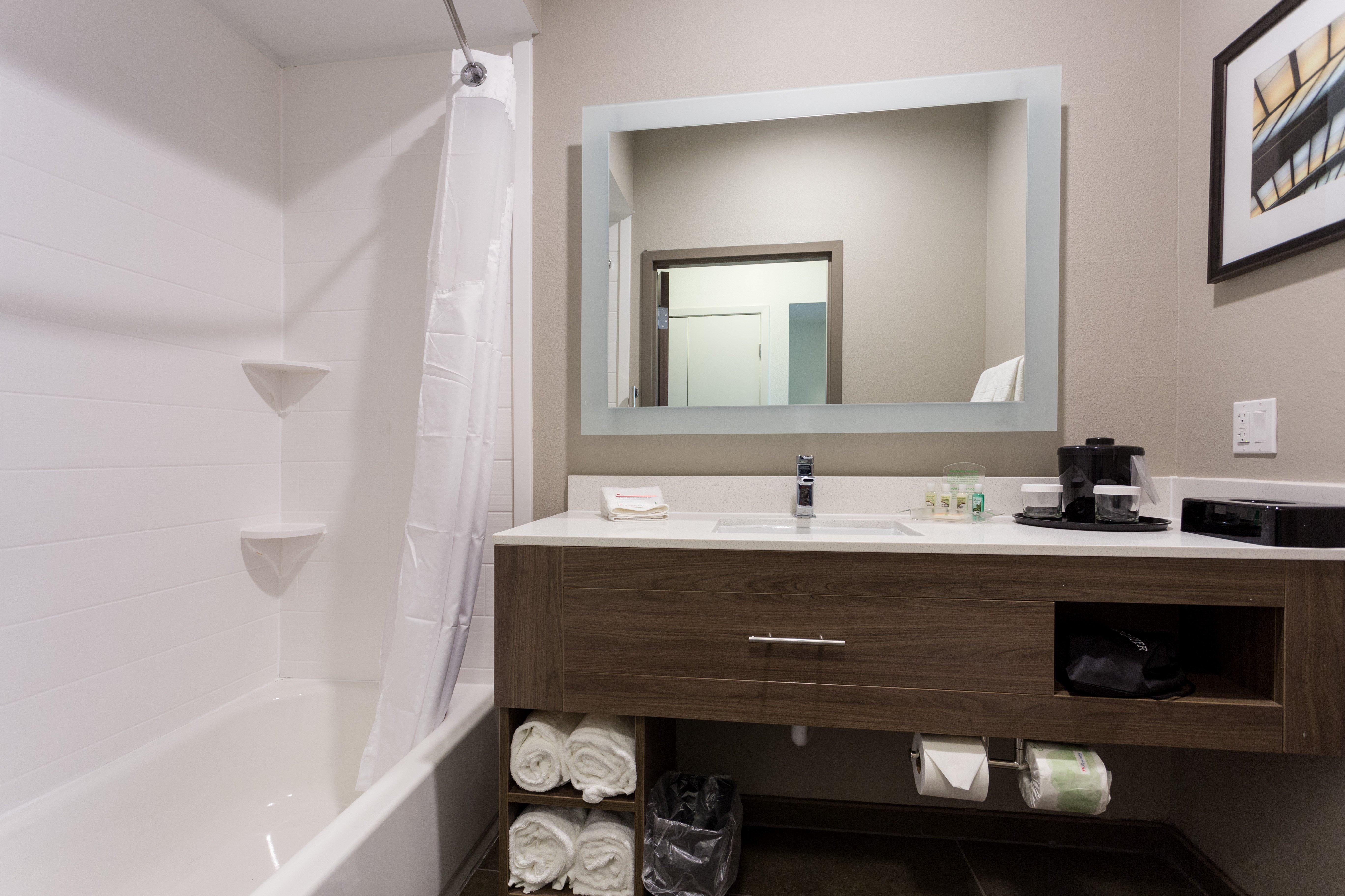 Holiday Inn San Marcos Convention Center By Ihg Exterior photo