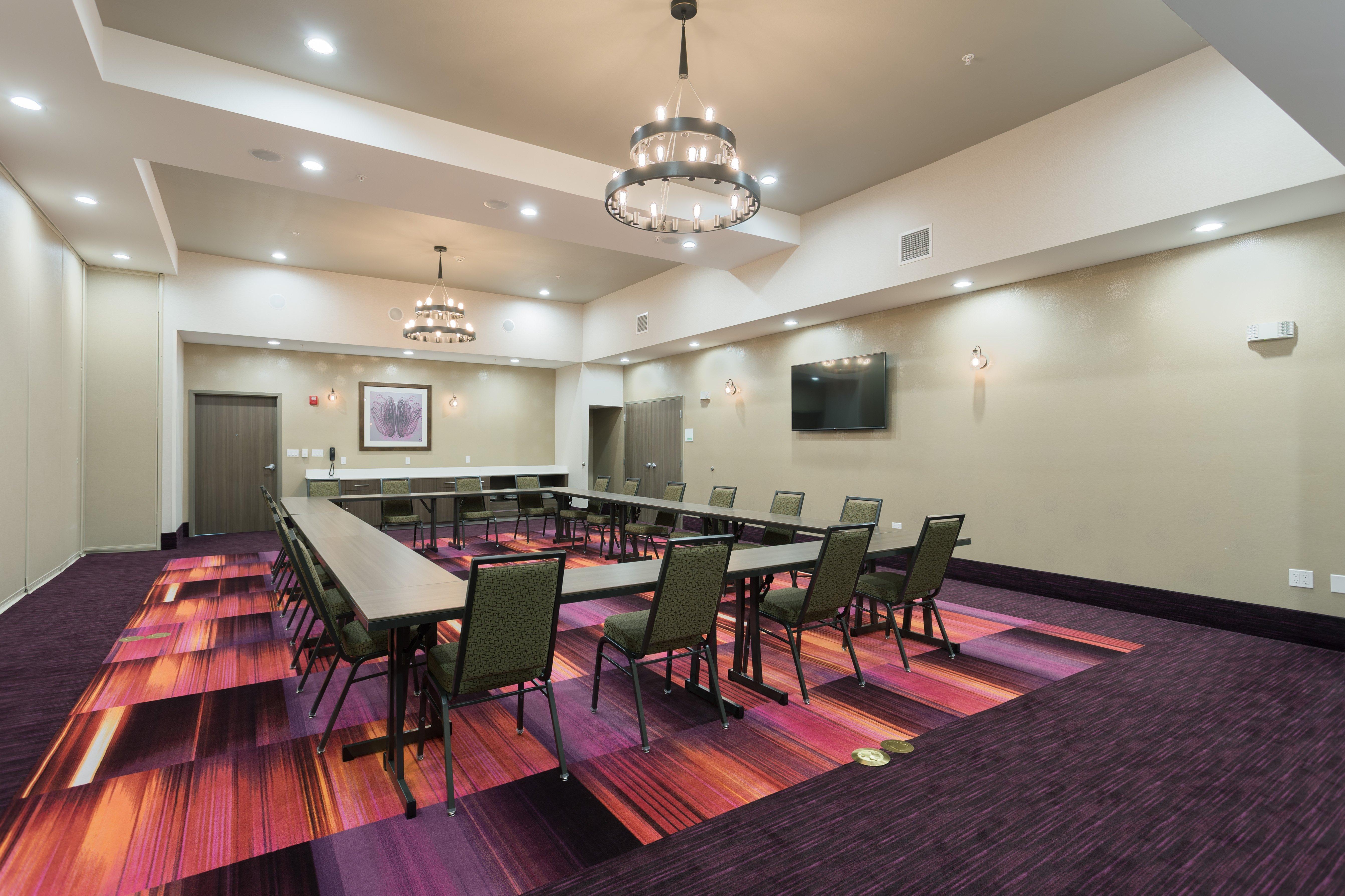 Holiday Inn San Marcos Convention Center By Ihg Exterior photo